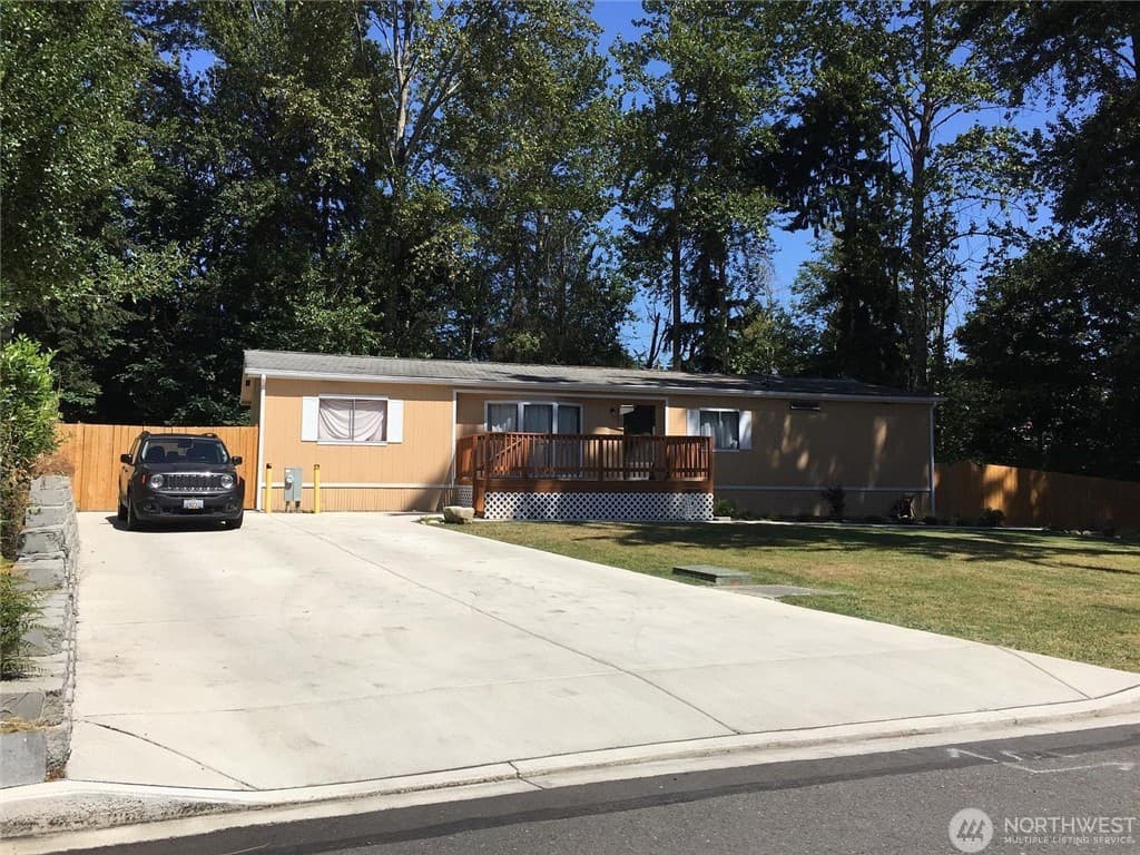 MLS# 1714208 - Manufactured Home with Land in Federal Way