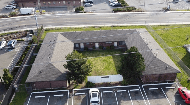 Single-Story, U-shaped 8-unit Apartment Courtyard Complex — photo 2