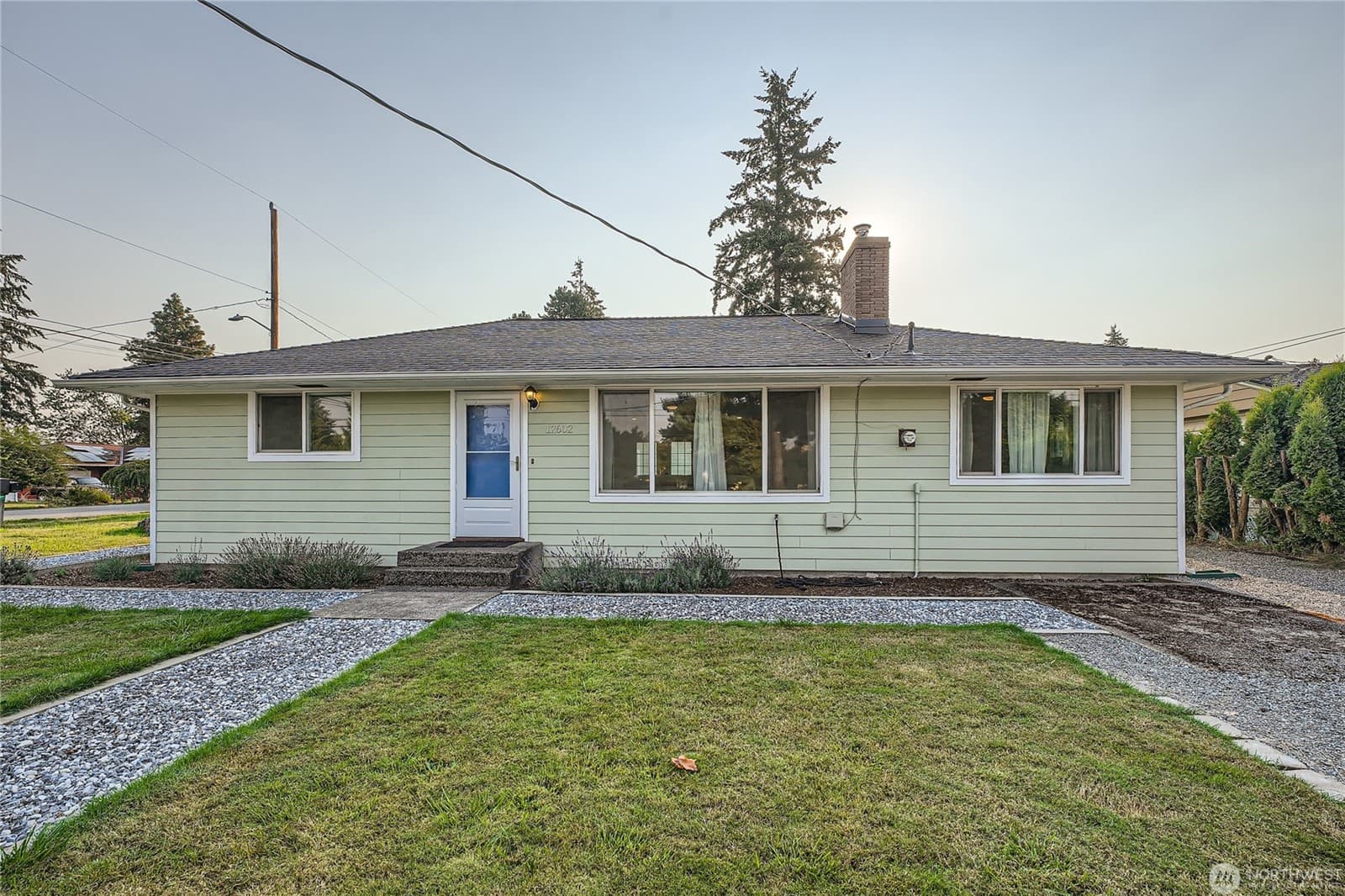 MLS# 2287811 - RESIDENTIAL SINGLE FAMILY 3BD, 1.75BTH